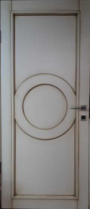 Межкомнатная дверь в профиле массив (эмаль с патиной) Красноярск